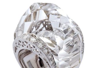 Diamond Rings : DAVID WEBB Large Rock Crystal & Diamond Platinum Ring…