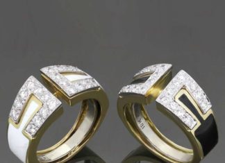 Diamond Rings : David Webb Pair of Enamel Diamond Gold Platinum Rings | From a unique collectio…