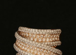 Diamond Rings : London Jewelers Three Row Gold and Diamond Ring! …//MD…