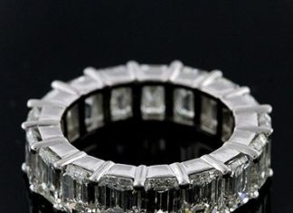 Diamond Rings : Modern Style 9.26ct Platinum Shared Prong Emerald Cut Diamond Eternity Wedding B…