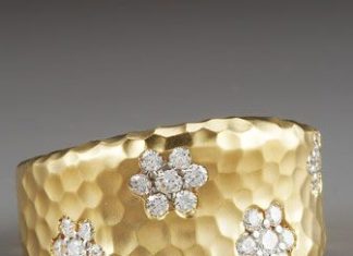 Diamond Rings : Ring | Roberto Coin. 18k yellow gold, Martell diamonds…