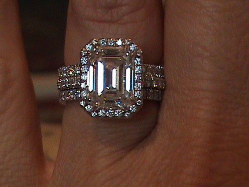 emerald engagement rings tiffany