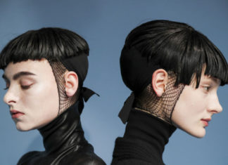 Fashion : Backstage @ Haider Ackermann FW17
Posted by x