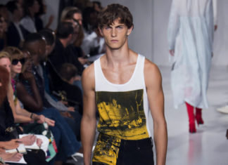 Fashion : @calvinklein SS18.