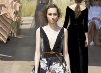 Fashion : fyeahgowns:
Dior Haute Couture Fall 2017