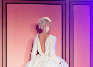 Fashion : Karlie Kloss at Brandon Maxwell SS18.