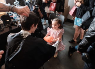 Fashion : @oh-so-coco backstage at @nyfwofficial by @andrisdze