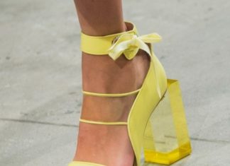 Fashion : Prabal Gurung SS18
Posted by x