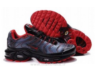 Sneakers – Women’s Fashion : Chaussures de Nike Air Max Tn Requin Homme Bleu foncé et Rouge Tn Nike Pas Ch…