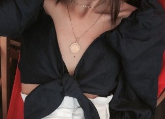 Street Style : streetstyleplatform:
Black Blouse