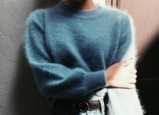 Street Style : Fuzzy Sweater