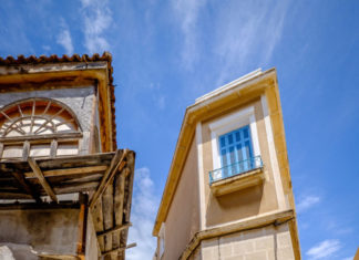 Street Style : ioannisdg:Syros Island, Greece
http://streetstyleplatform.us/ -…