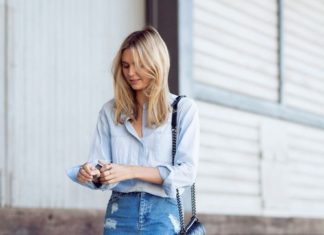 Street Style : streetstyleplatform:
Denim Ripped Skirt