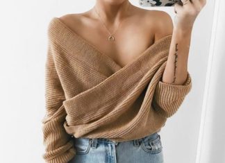 Street Style : streetstyleplatform:Off Shoulder Sweater