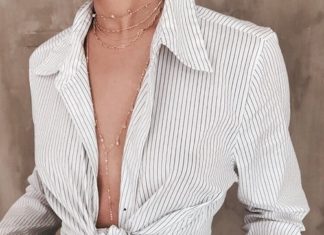 Street Style : streetstyleplatform:
Striped White Blouse