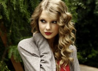 Trendy Hair Style : blonde hair updos | … curled hair or barrel curls because of how thick her hai…