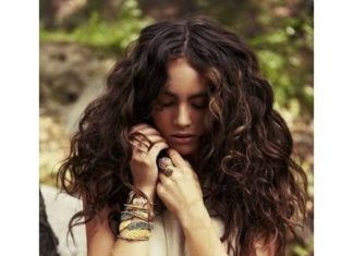 Trendy Hair Style : Coupe cheveux bouclés longs hiver 2015…