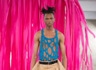 Fashion : fdmlovesfashion:
fashiondailymag:
young designer PER GÖTESSON…