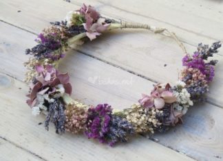 Wedding Hair With Flowers & jewels : Foto de Lavanda Experience – www.bodas.net/……