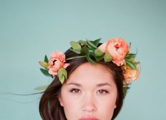 Wedding Hair With Flowers & jewels : Little Borrowed Dress // photo by Elizabeth Messina…