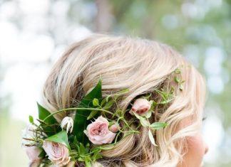 Wedding Hair With Flowers & jewels : Romantic wedding hair with half halo of roses / www.himisspuff.co……