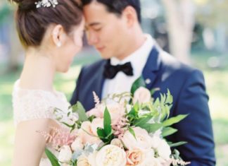 Wedding Hair With Flowers & jewels : The prettiest blush garden rose bouquet: www.stylemepretty… | Photography: The…