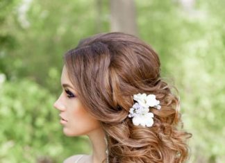 Wedding Hair With Flowers & jewels : Wedding Hairstyles for a Gorgeous Wavy Look – MODwedding…