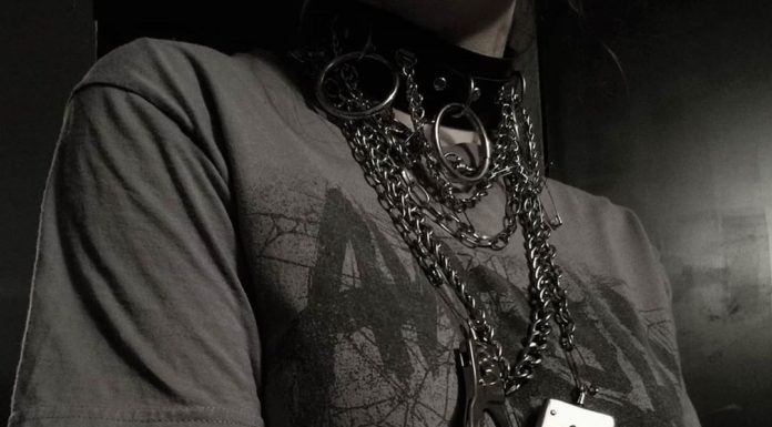 Grunge Outfits : 470 харесвания, 11 коментара – Lys 🦇 (@chimeraoutbreak) …