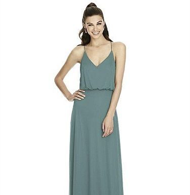 Bridesmaids Dresses : Alfred Sung Bridesmaid Dress D739