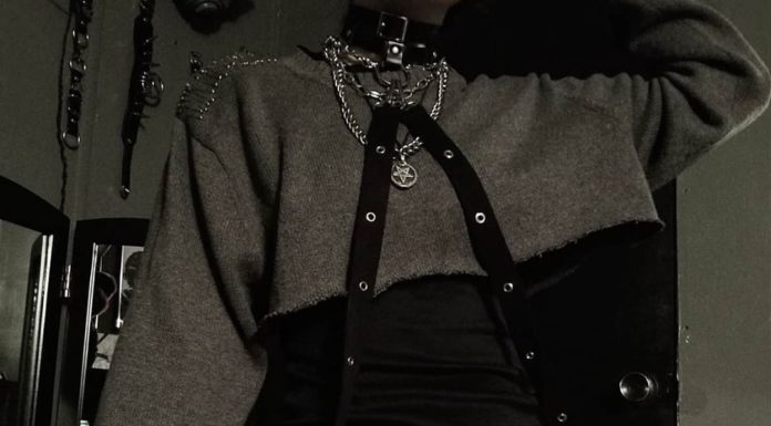 Grunge Outfits : 359 харесвания, 15 коментара – Lys 🦇 (@chimeraoutbreak) …