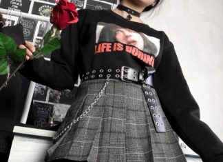 Grunge Outfits : 🌹🖤𝕸𝖎𝖙𝖍𝖆𝖗𝖆 𝕭𝖚𝖎🖤🌹 on Instagram: “If your life is boring say YAAAY 🙌 ———— my favorite belt from @wildchicks.shop”