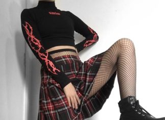 Grunge Outfits : Ana on Instagram: “Do you think time passes way too fast? Thanks for the shirt @alienmood_ 👽🖤 you guys can get 10% using my code FLATCETERA 🥰 . . . #grunge…”