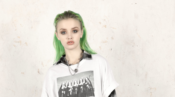 Grunge Outfits : Rage Against The Machine – Nuns And Guns T-Shirt