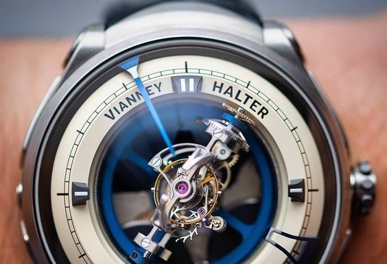 New Luxury Watches for Men in 2020 : 25 Luxury Fashion Watches – Vintagetopia