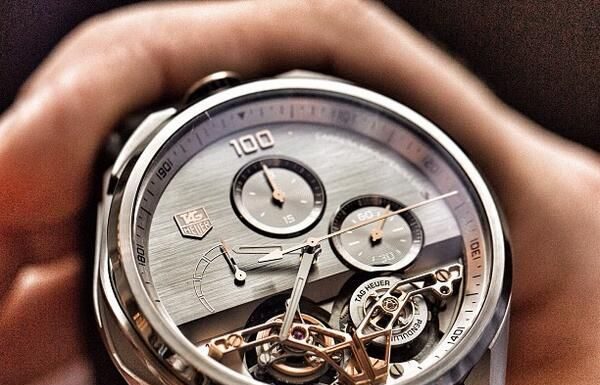 New Luxury Watches for Men in 2020 : ‘ — Tag Heuer Gentleman’s Essentials