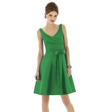 Bridesmaids Dresses : Alfred Sung Bridesmaid Dress D622