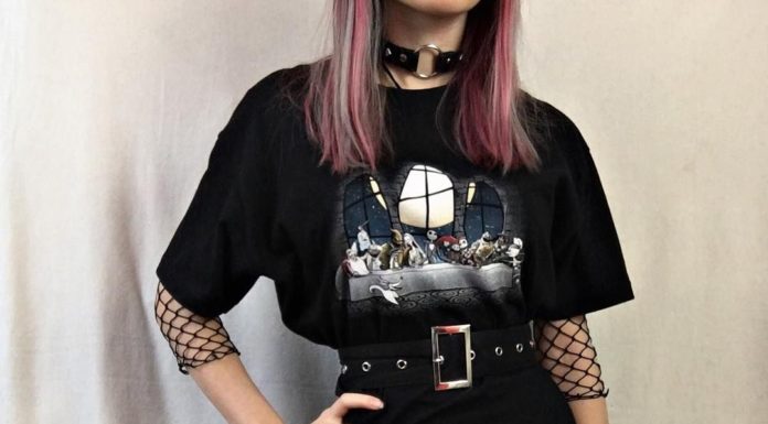 Grunge Outfits : 💡Ayla 💡 on Instagram: “🦴Don’t be cautious, don’t be kind You committed, I’m your crime🦴 #altfashion #altstyle #altgirl #alternativefashion #alternative…”