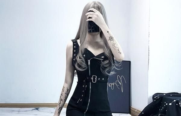 Grunge Outfits : ‘Darkness Falls’ Black buckle dress