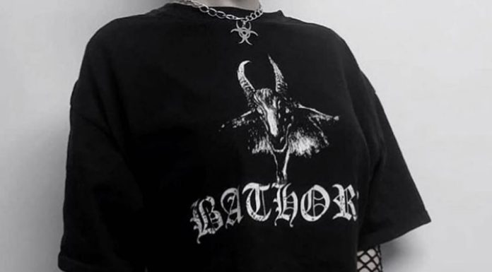 Grunge Outfits : Grunge | Blogger ⛓ on Instagram: “Fave(s)? 💬🖤 Follow @notcryingx for more grunge inspiration! | | | | | #goth #dark #gothgoth #emoboy #gothfashion #pastelgoth #alternative…”
