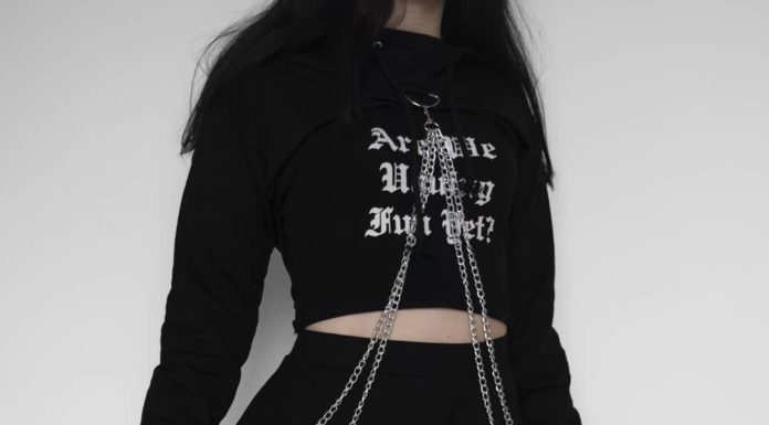 Grunge Outfits : Ryhlana | 📍The Netherlands on Instagram: “1, 2 or 3? I’m back from my trip to Edinburgh and I had so much fun. It’s a really beautiful city and I would love to go back sometime. 😍…”