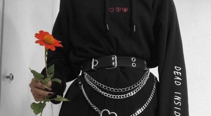 Grunge Outfits : #clothes #outfit #aesthetic #StreetStyle #koreanstyle –