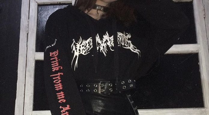 Grunge Outfits : ✞ 𝓜𝓲𝔂𝓾𝓻𝓲 ✞ on Instagram: ““Drink from me and live forever” 🥀”