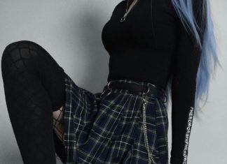 Grunge Outfits : Grunge & alternative style ♡ on Instagram: “Outfit 1 or 2? ✨🌹 . . . Credit: @lena_kitsune 💕 . . #grunge #grungegirl #grungestyle #grungefashion #grungeblog #darkgrunge #softgrunge…”