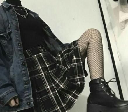 Grunge Outfits : Skirt Outfits Grunge Plaid 31+ Super Ideas