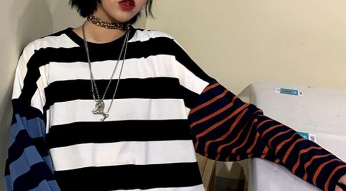 Grunge Outfits : Teenage Drama Long Sleeve Top