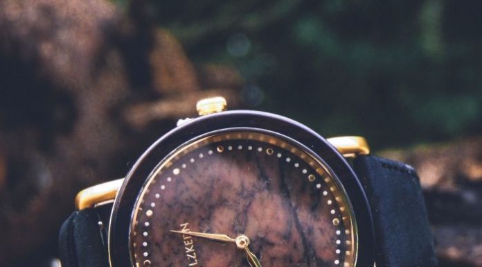 New Luxury Watches for Men in 2020 : Jupiter (Leadwood/Marble)