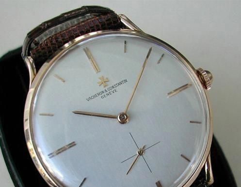 New Luxury Watches for Men in 2020 : Swiss Army Watches Are So Precise!