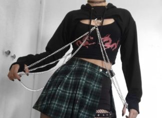Grunge Outfits : Ana on Instagram: “Rate this outfit??? I’m not so sure about it 🐲⛓ Also, I have a doctor’s appointment tomorrow and I’m scared she’s gonna tell me I’m dying…”