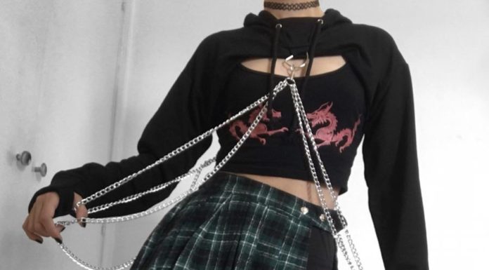 Grunge Outfits : Ana on Instagram: “Rate this outfit??? I’m not so sure about it 🐲⛓ Also, I have a doctor’s appointment tomorrow and I’m scared she’s gonna tell me I’m dying…”