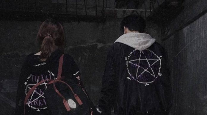 Grunge Outfits : gothic/ punk/ grunge on Instagram: “🖤 .• .• .• .• .• #emo #emostyle #emofashion #emogirl #emoboy #emooutfit #emoscene #goth #gothic #gothfashion #gothstyle #alternativefashion…”